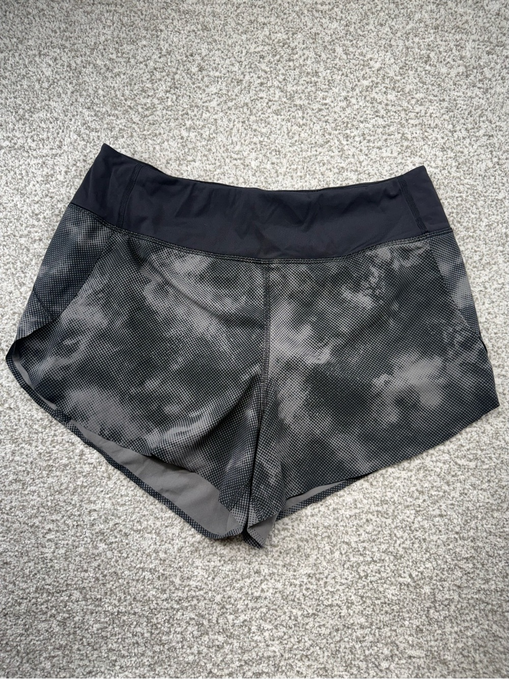 Women's Athleta Run With It Lined Black Gray‎ Athletic Running Shorts Size S